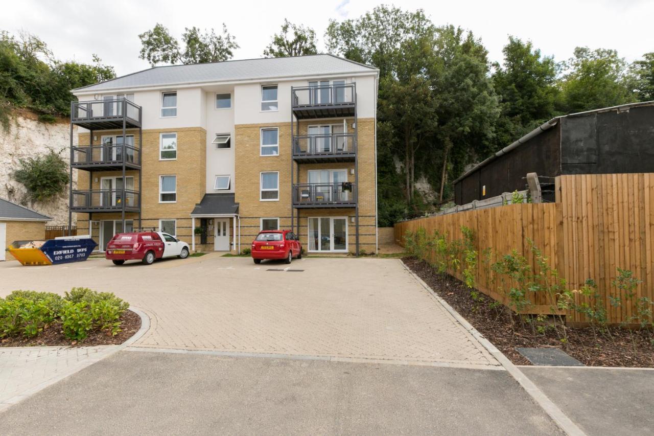 Hertford Serviced Apartments Ware Eksteriør billede