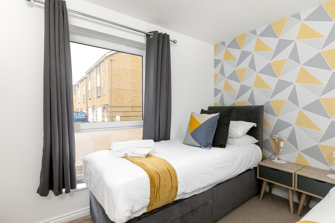 Hertford Serviced Apartments Ware Eksteriør billede