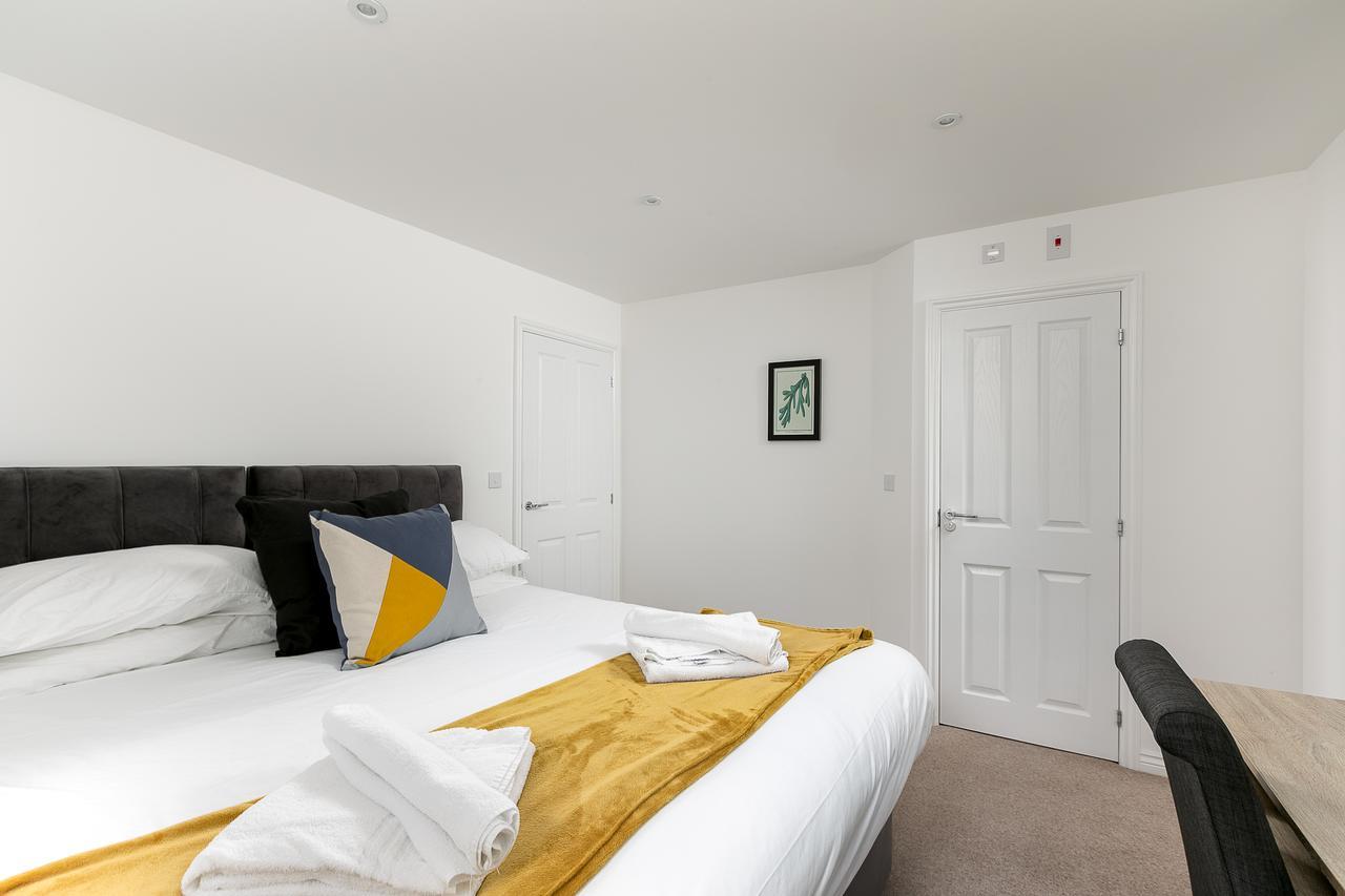 Hertford Serviced Apartments Ware Eksteriør billede